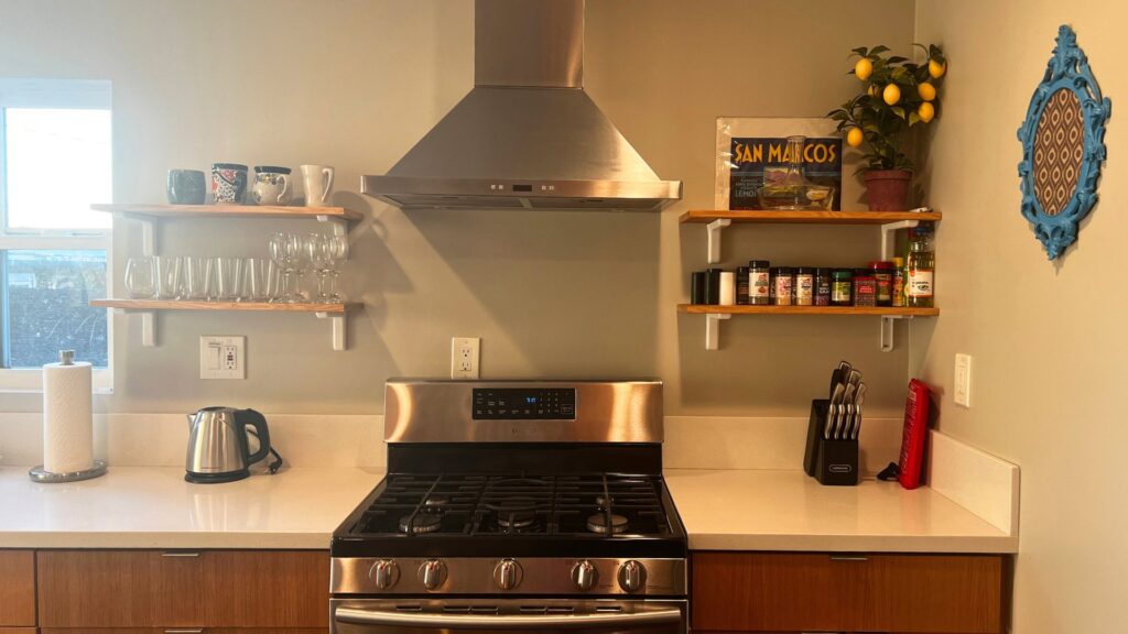 Airbnbのキッチン一例